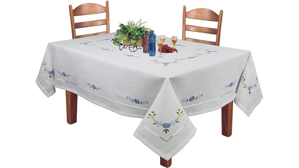 embroidered daisy tablecloth design