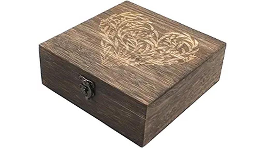 hinged lid wooden box